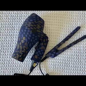 BRAND NEW MONAT Hair Travel Set